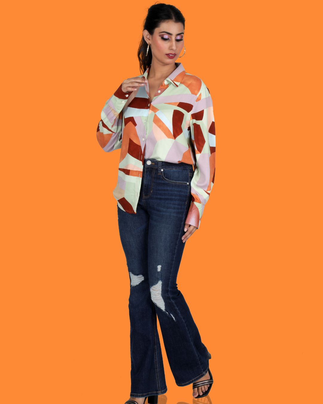 Long Sleeves Geometrical Print shirt
