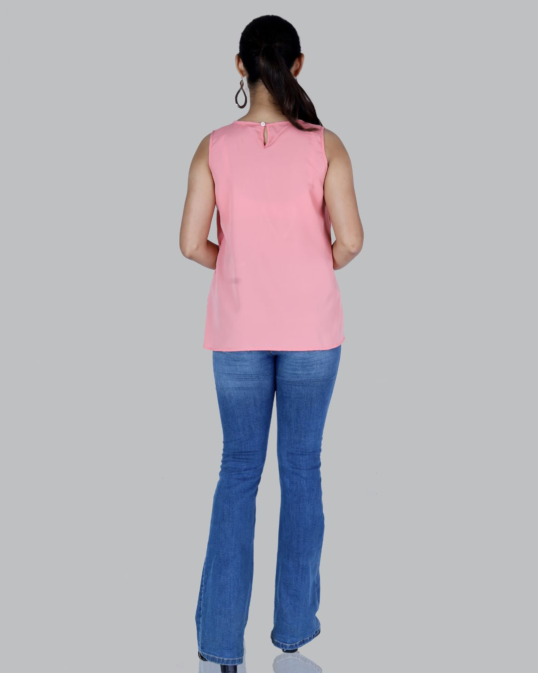 Layer Sleeve less Top