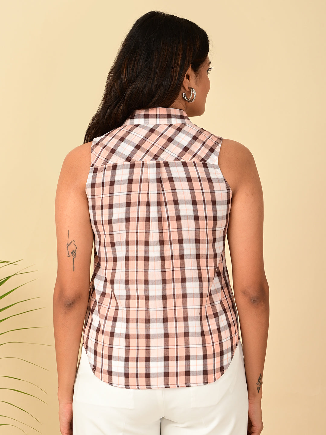 Back view of women's 100% cotton yarn dyed sleeveless check shirt